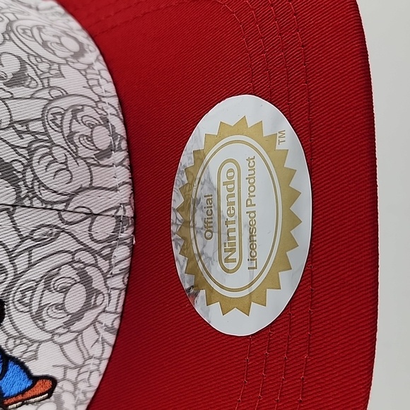 Nintendo Super Mario Snapback Adjustable Hat Cap Red White OS Fits Most - Picture 6 of 15